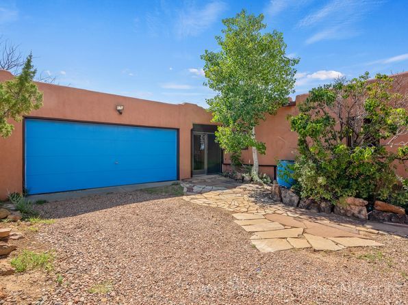 House for sale: $539,900 – 19 Cerrado Loop, Santa Fe, NM 87508