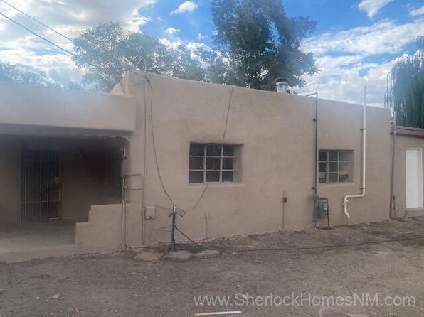 House for sale: $218,000 – 2241 Hooper Rd SW, Albuquerque, NM 87105