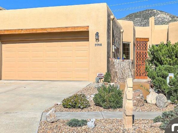 Townhouse for sale: $450,000 – 3748 Ridge Pointe Loop NE, Albuquerque, NM 87111