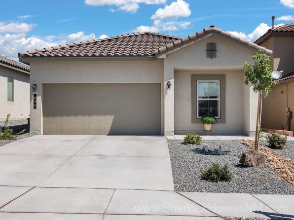 House for sale: $384,900 – 635 Turmalina Dr, Rio Rancho, NM 87124