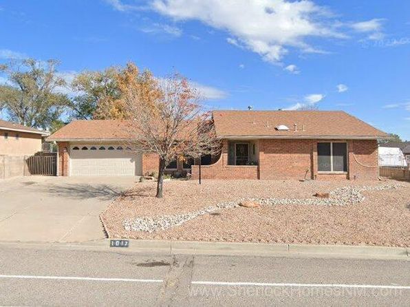 House for sale: $350,000 – 1017 Sandia Vista Rd NE, Rio Rancho, NM 87144