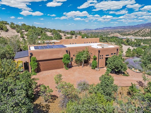 House for sale: $1,890,000 – 13 Tesuque Vis, Santa Fe, NM 87506